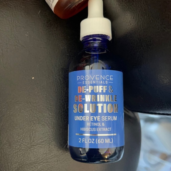 Provence Essentials De-puff De-wrinkle Eye Serum Retinol & Hibiscus - Picture 1 of 1